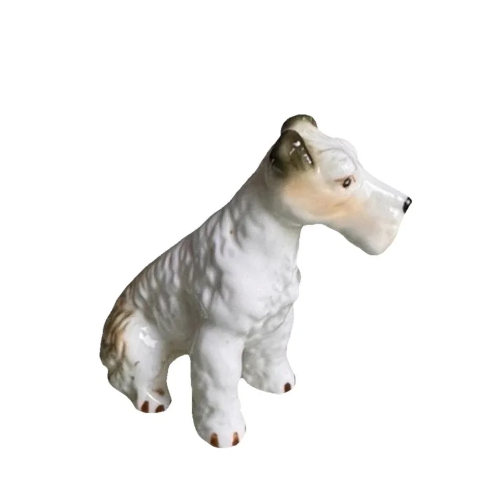VTG Porcelain Seated Wire Fox Terrier Glossy White w/Tan Accent Perky Alert Pose